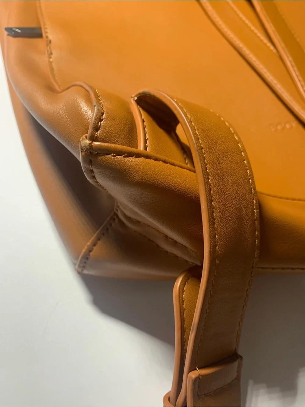 Ecosusi Laptop Backpack in Tan with Turn-Lock Detail